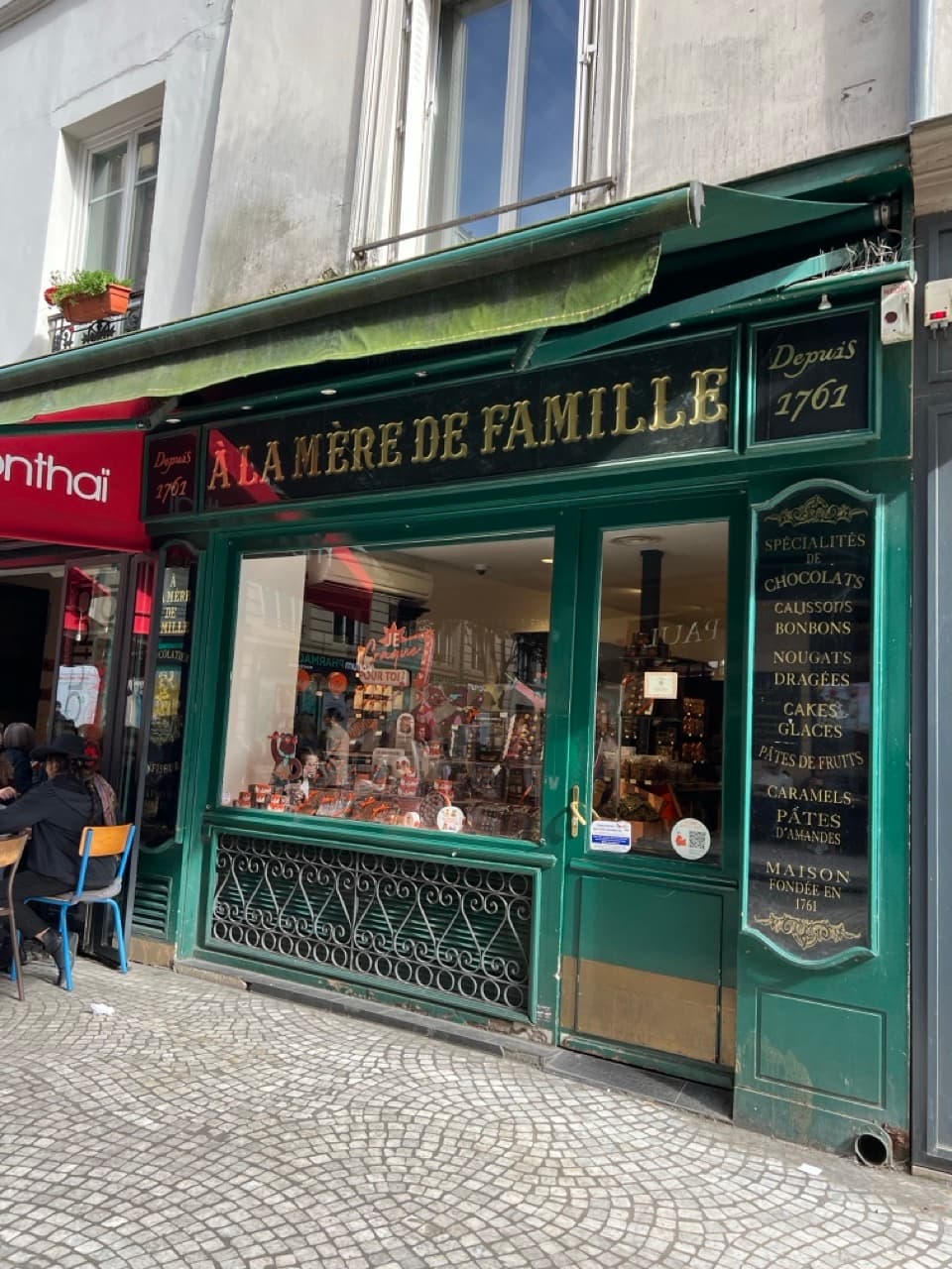 À La Meère de la Famille